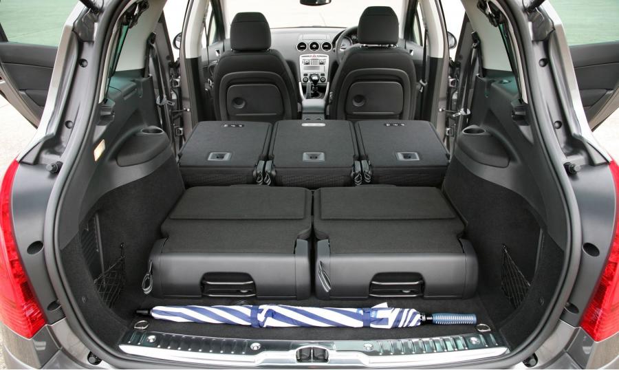  Peugeot 308 SW 2009 года  (фото 2 из 140)